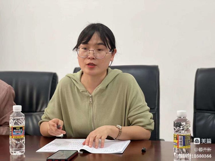 集思广益提实效 同课异构绽光彩――记欧美性爱
语文送教教研活动
