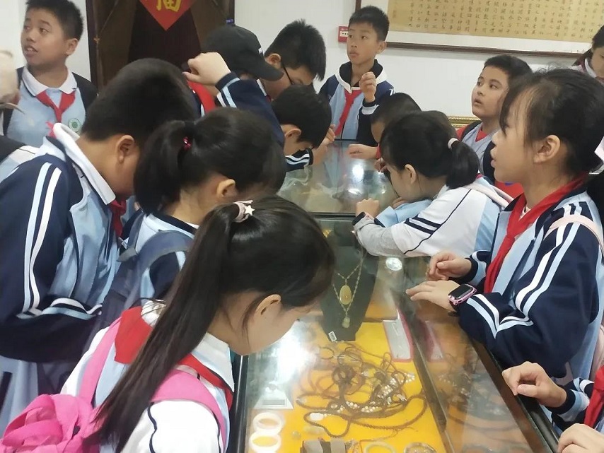【研学旅行】贯通古今学知识，科学知识谱未来――海南师范大学实验小学秋季研学旅行