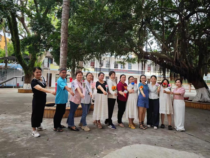 不负“师光”，向阳而生――  ﻿欧美性爱
教师节主题活动